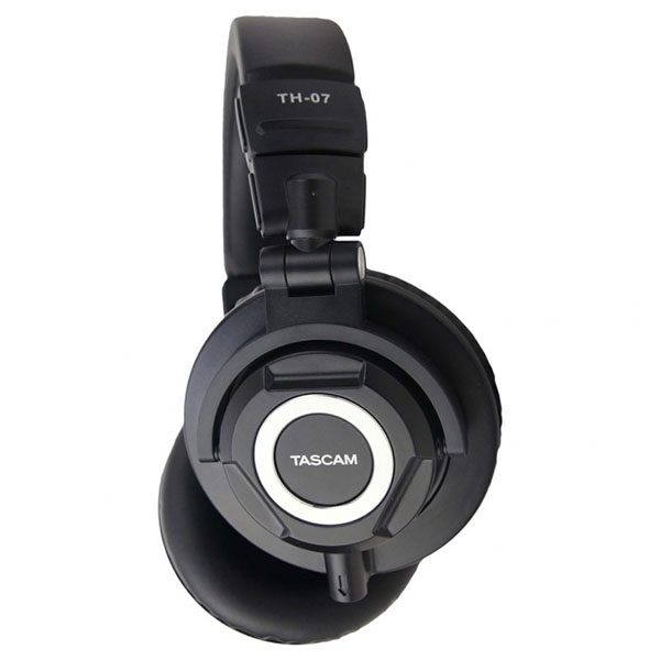 20-a AUDIFONO DE MONITOREO TASCAM TH 07 - Imagen 1